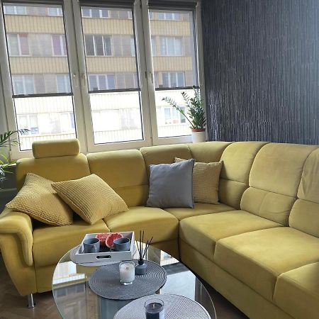 Grey Gucci Apartment City Center 바르샤바 외부 사진